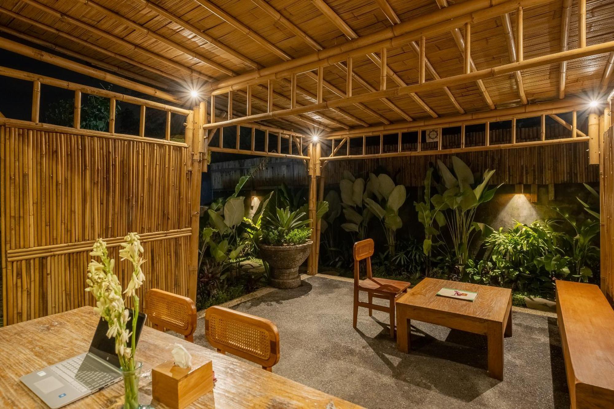 The Ulon Ubud Villa Exterior photo