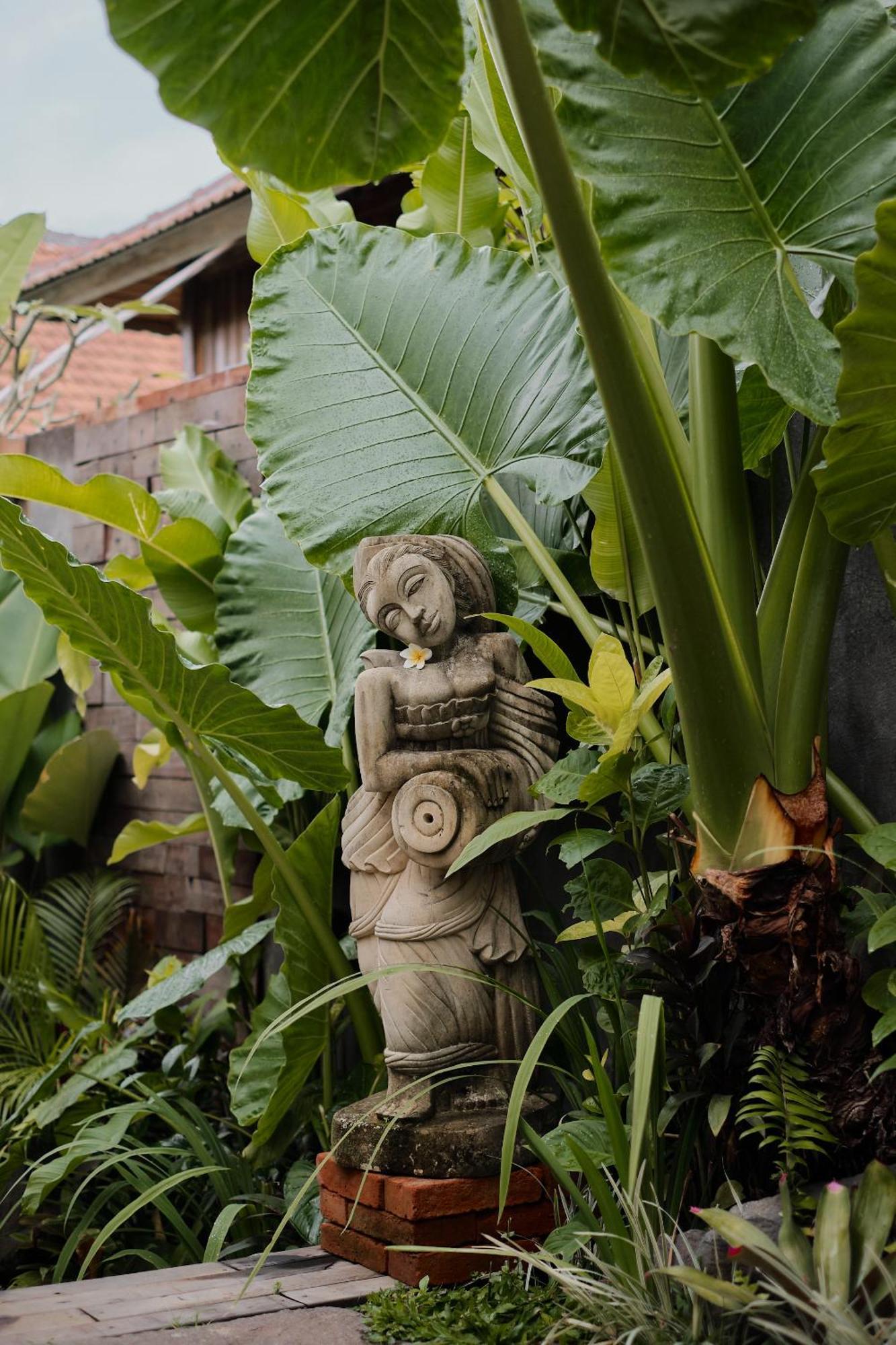 The Ulon Ubud Villa Exterior photo